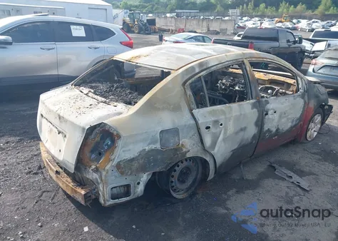 2010 Nissan Sentra 2.0 из США, поврежденный, VIN 3N1AB6AP0AL615040